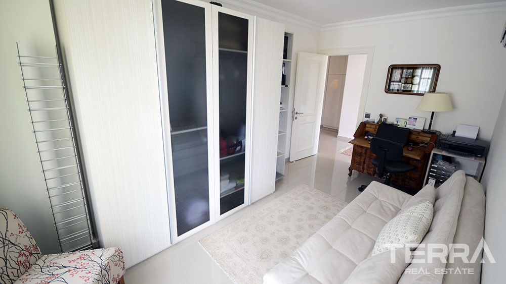 Exclusive 3+1apartment in popular Olive City Alanya - 5007