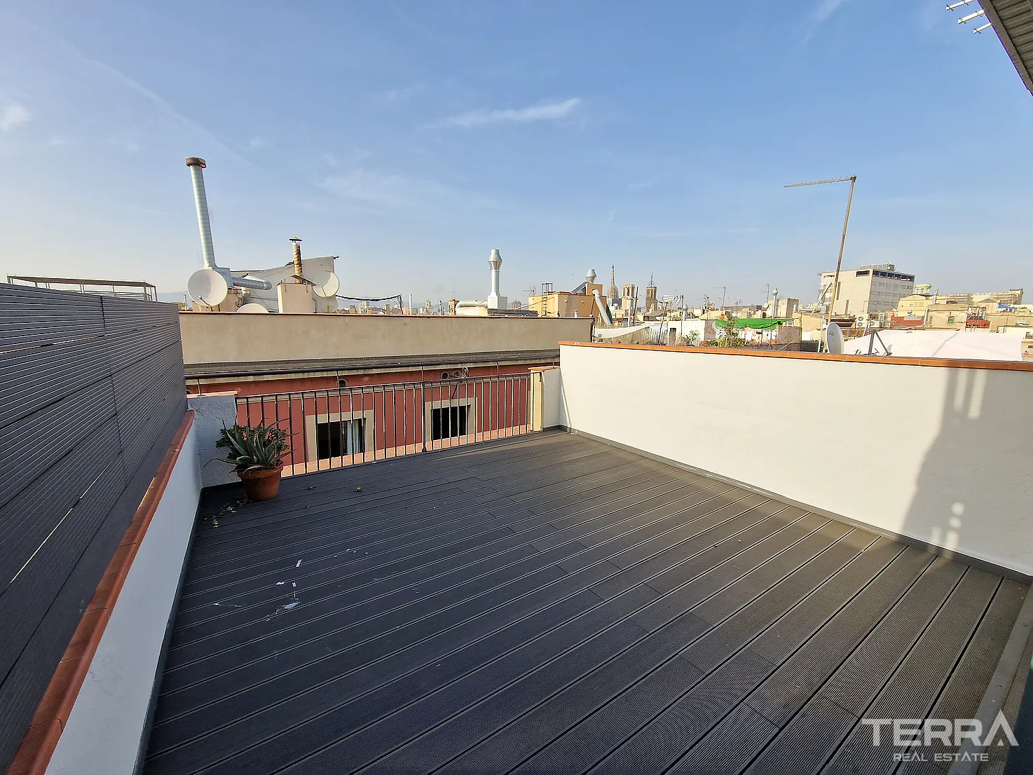 Apartments for Sale in Barcelona Barrio Gótico, Spain - 104881
