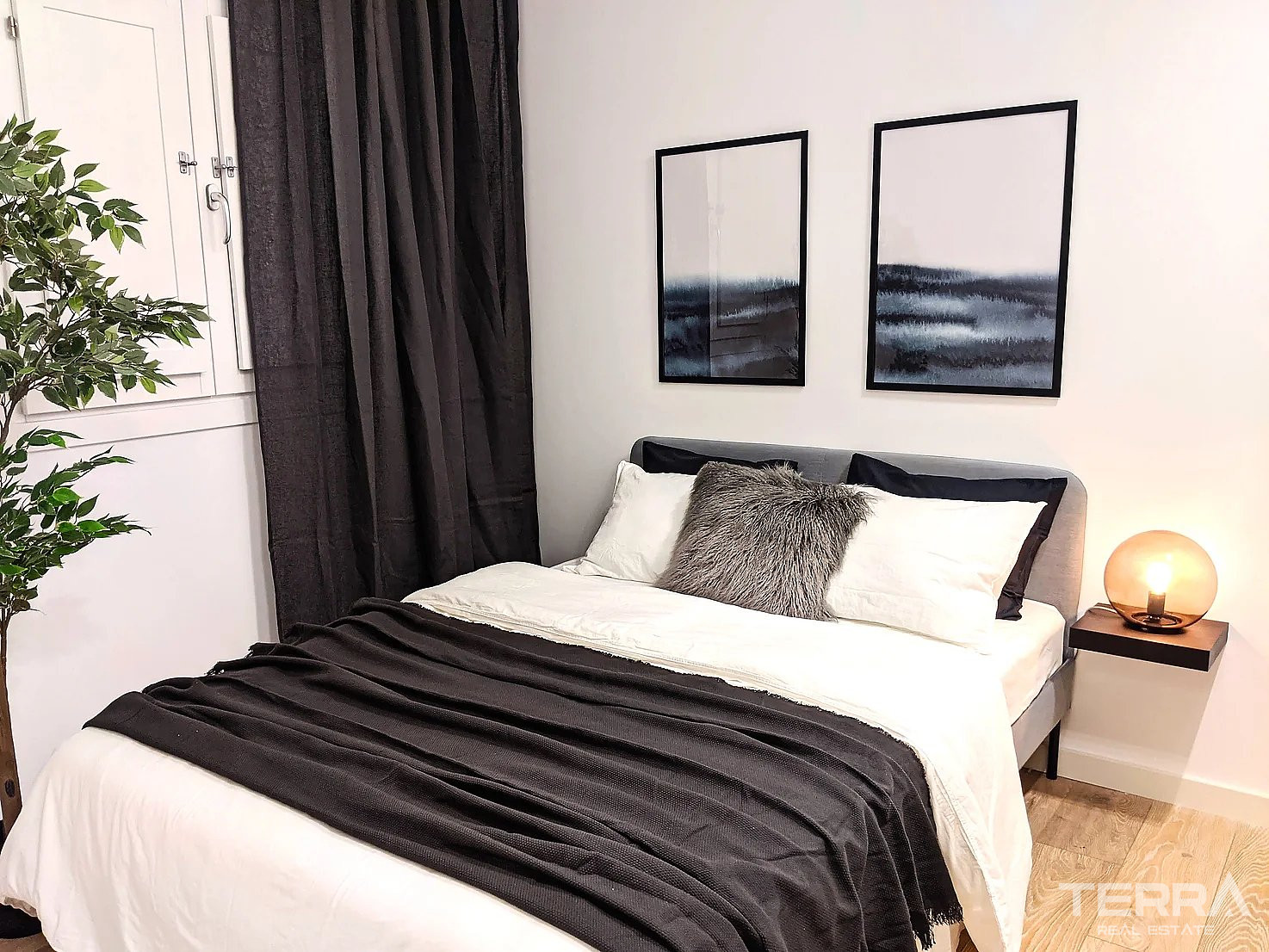 Apartments for Sale in Barcelona Barrio Gótico, Spain - 104886