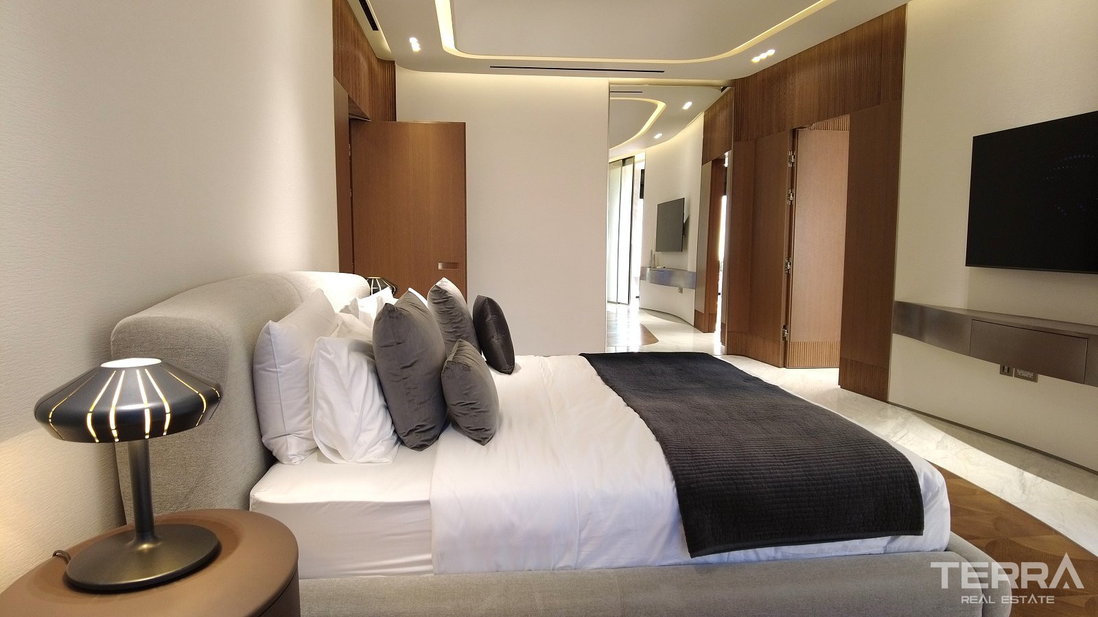 Luxury Apartments for Sale in Dubai — Bugatti Residence - 105150