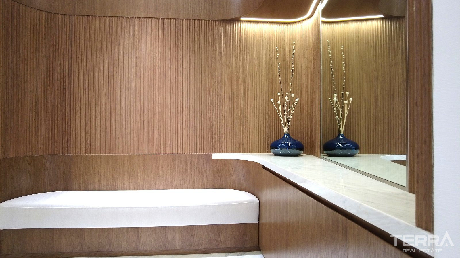 Luxury Apartments for Sale in Dubai — Bugatti Residence - 105159