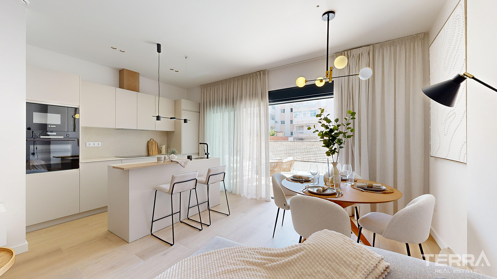Apartments for Sale in Guardamar Del Segura, Alicante, Spain - 105580