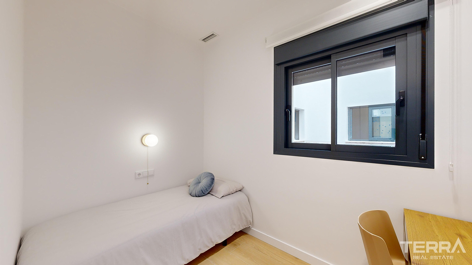 Apartments for Sale in Guardamar Del Segura, Alicante, Spain - 105595