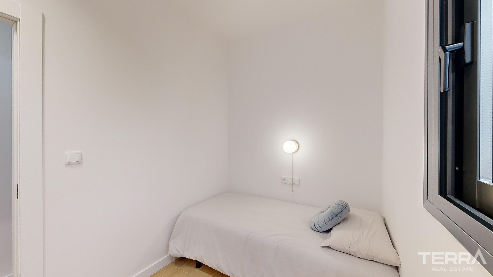 Apartments for Sale in Guardamar Del Segura, Alicante, Spain - 105596