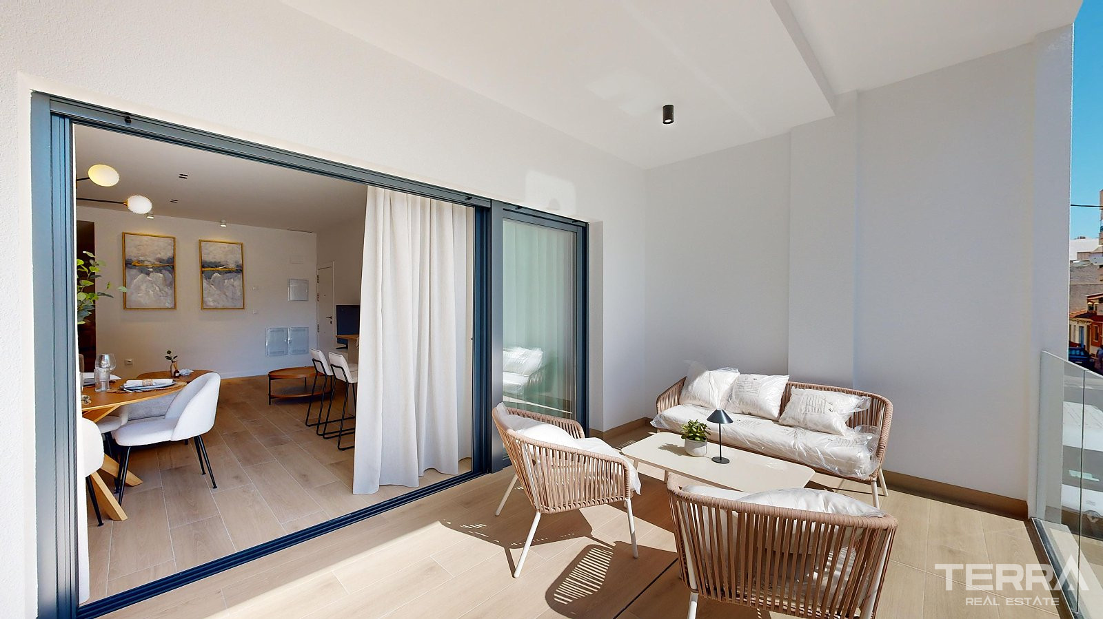 Apartments for Sale in Guardamar Del Segura, Alicante, Spain - 105601