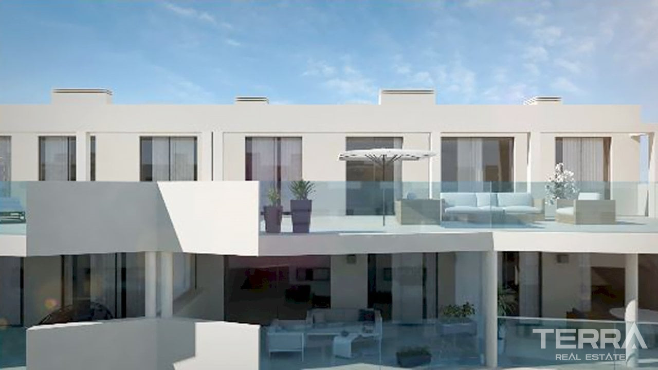 Apartments with Pool for Sale in Mijas Costa close to Fuengirola - 105635