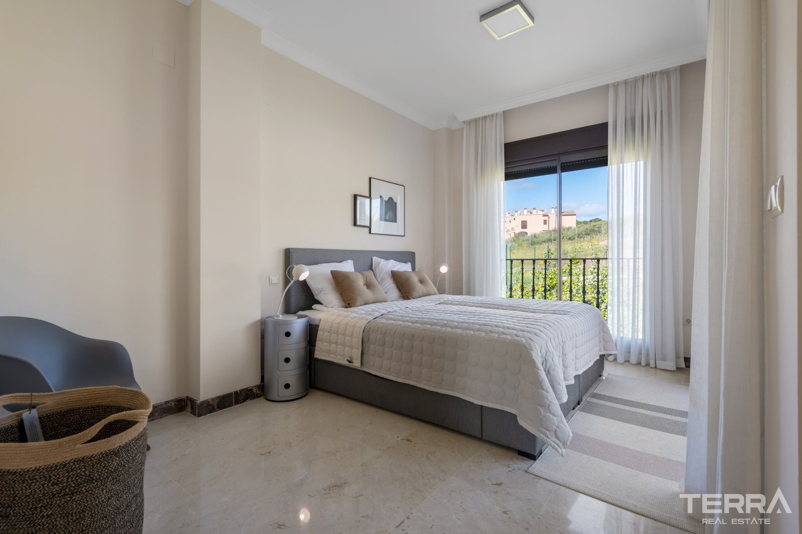 Golf Villas for Sale in Estepona, Málaga, Spain - 105734
