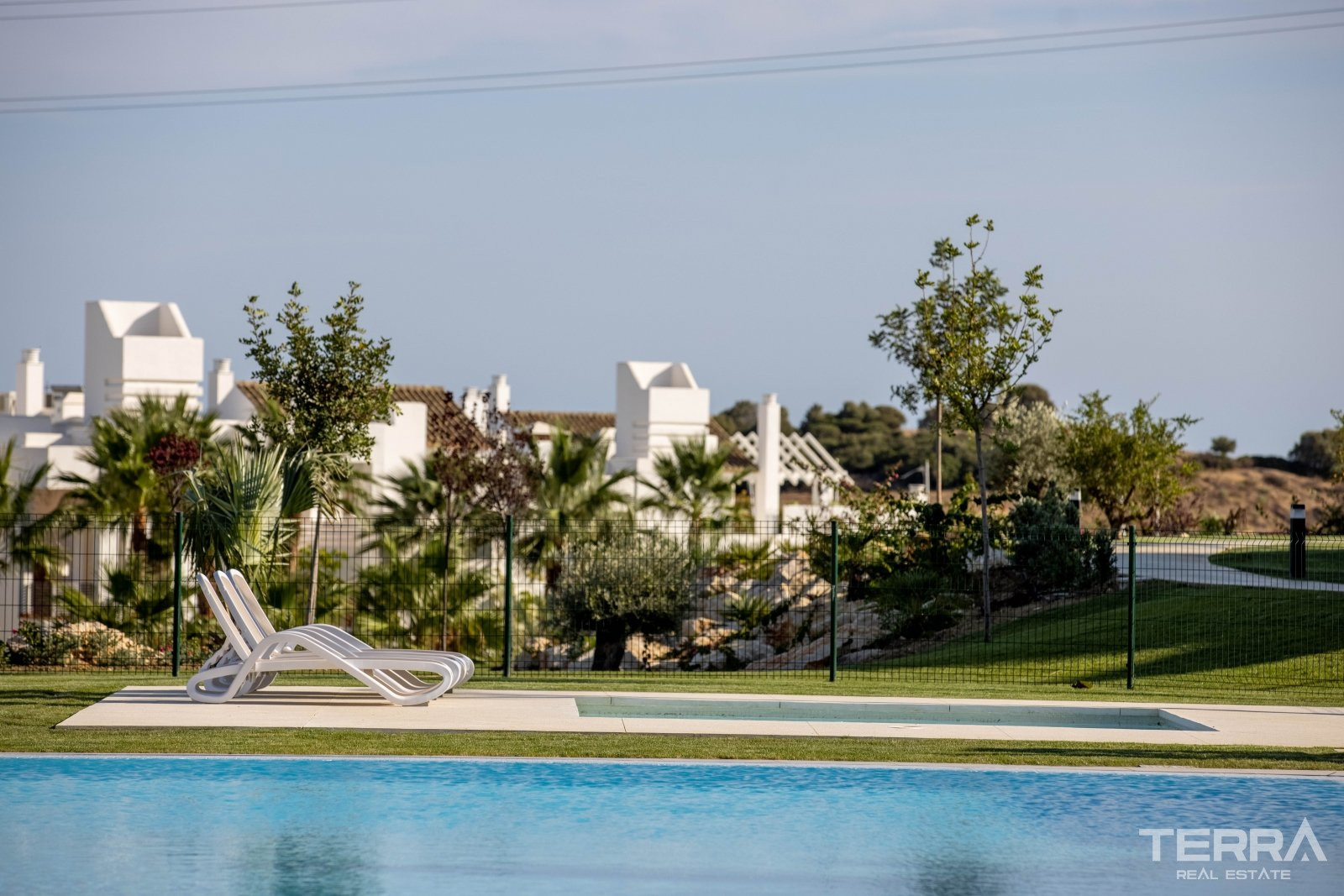 Sea-view Apartments in Casares near Estepona, Costa del Sol, Spain - 105757