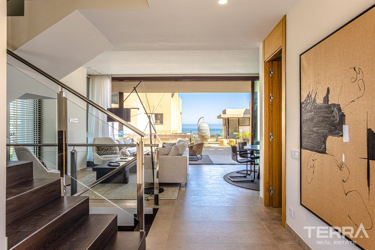 Sea View Villas for Sale in Benahavis, Málaga, Spain - 105991