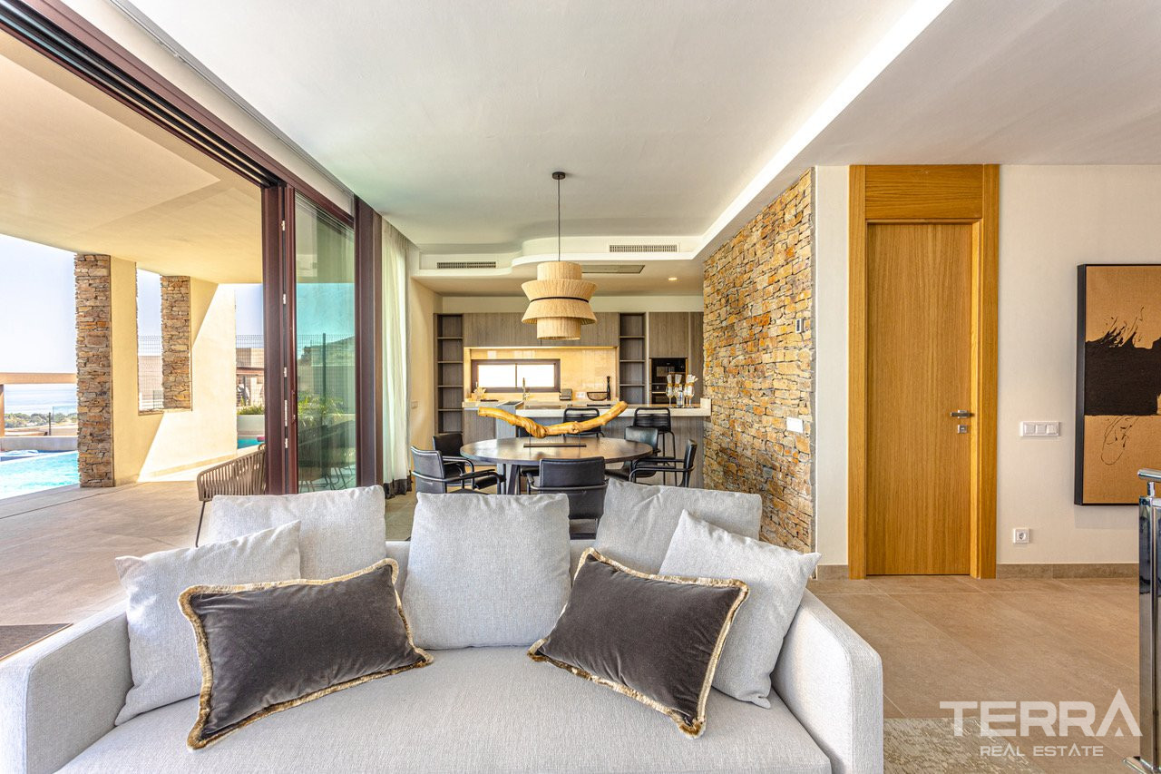 Sea View Villas for Sale in Benahavis, Málaga, Spain - 105993