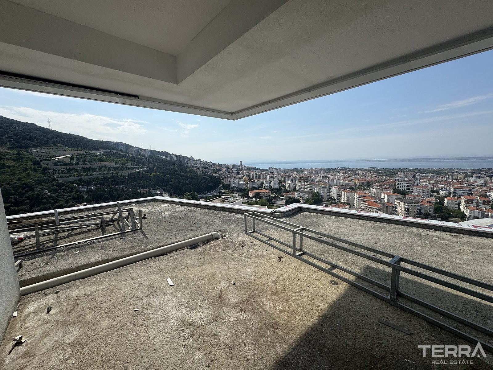 Lägenheter med havsutsikt till salu i Narlıdere, Izmir, Turkiet - 106333