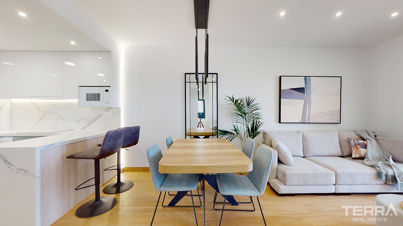 Apartments for Sale in Torrevieja, Costa Blanca, Spain - 106519