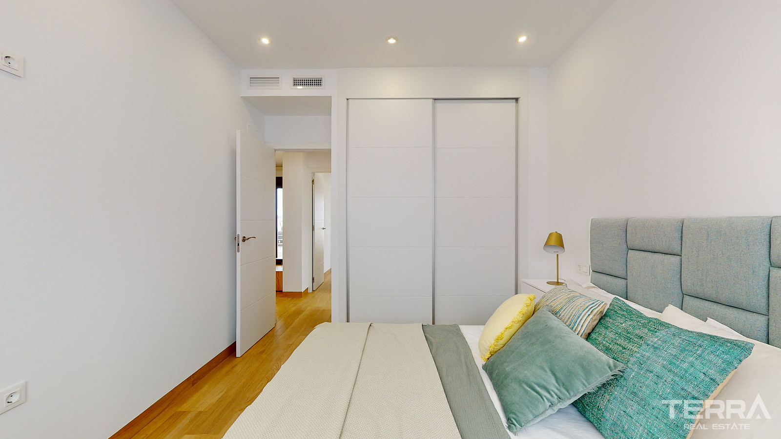 Apartments for Sale in Torrevieja, Costa Blanca, Spain - 106534