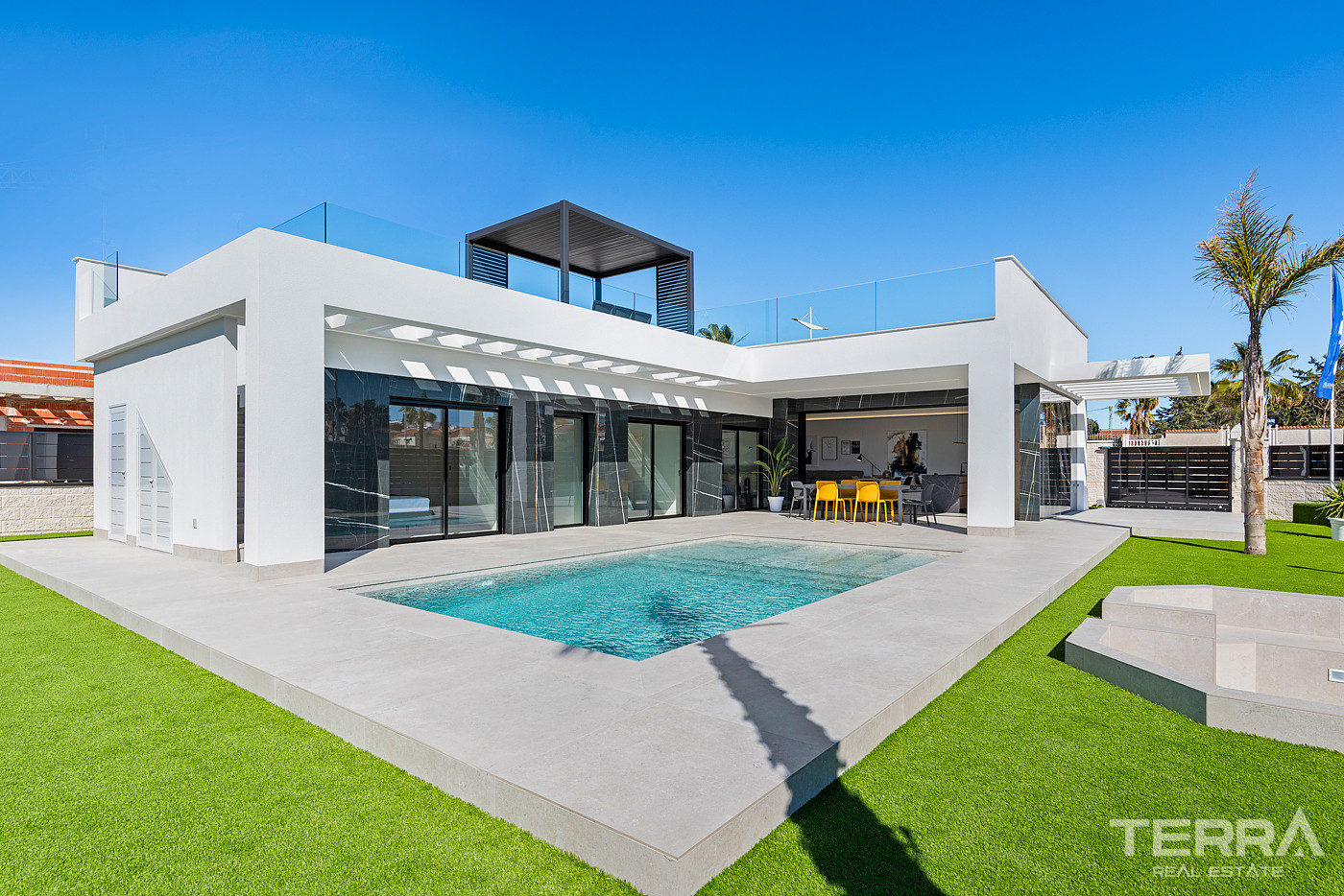 Villas with Private Pools for Sale in Algorfa, Alicante, Spain