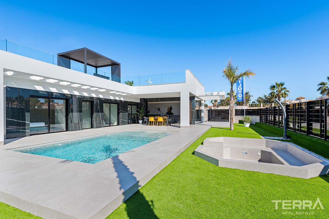Villas with Private Pools for Sale in Algorfa, Alicante, Spain - 106589