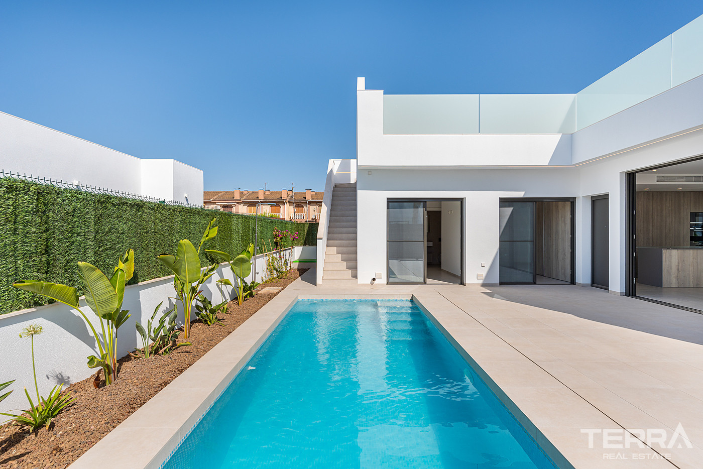 Villas with Private Pools for Sale in Los Alcázares, Murcia, Spain - 106680