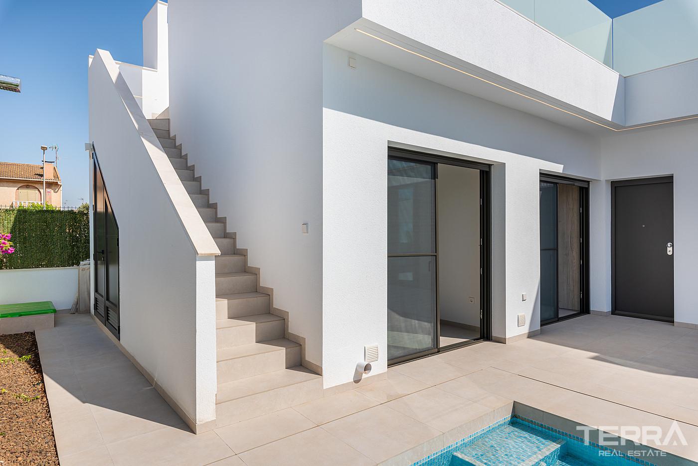 Villas with Private Pools for Sale in Los Alcázares, Murcia, Spain - 106683
