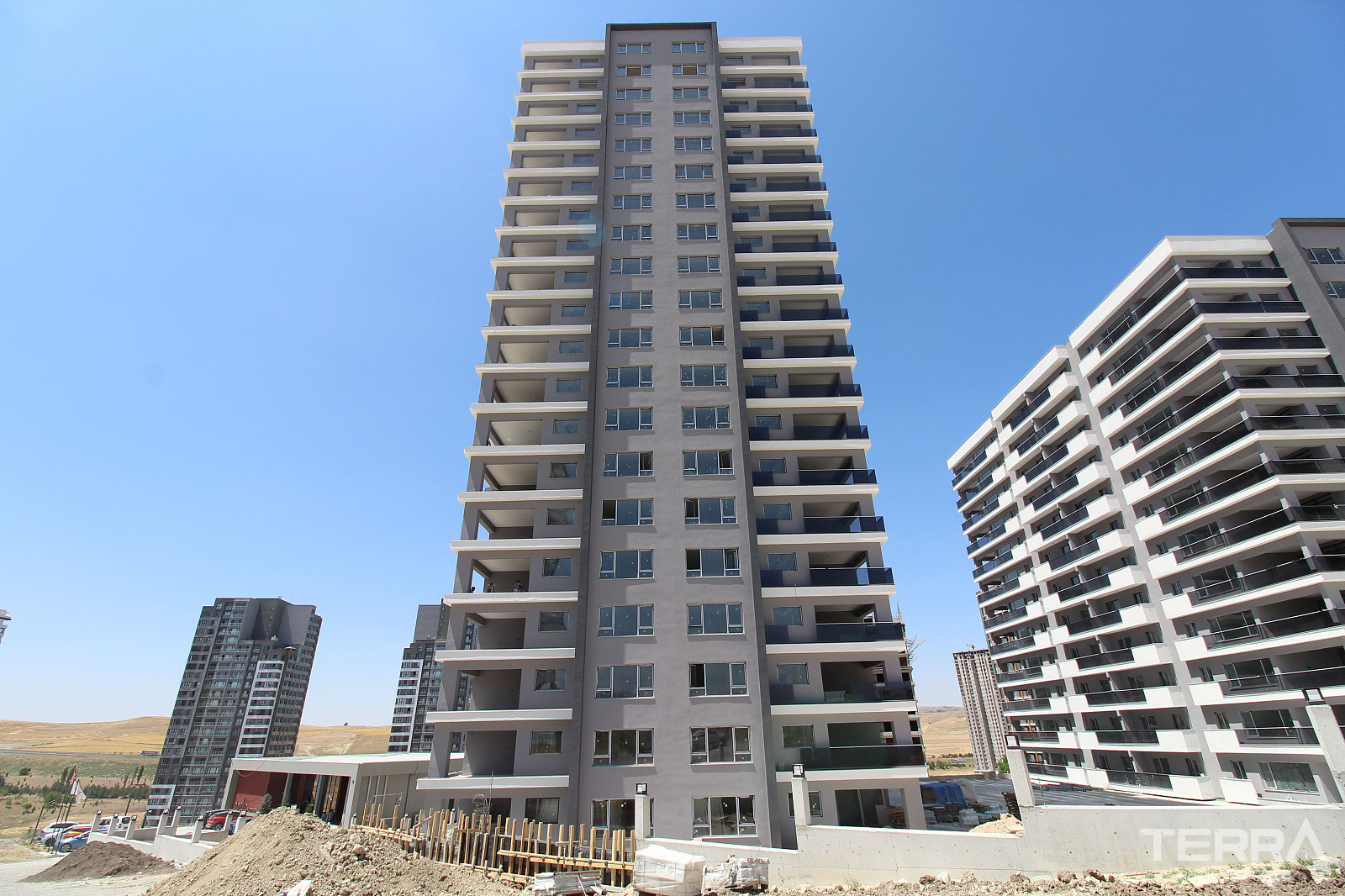 New Apartments for Sale in Ankara, Çankaya, Yaşamkent, Turkey - 106855