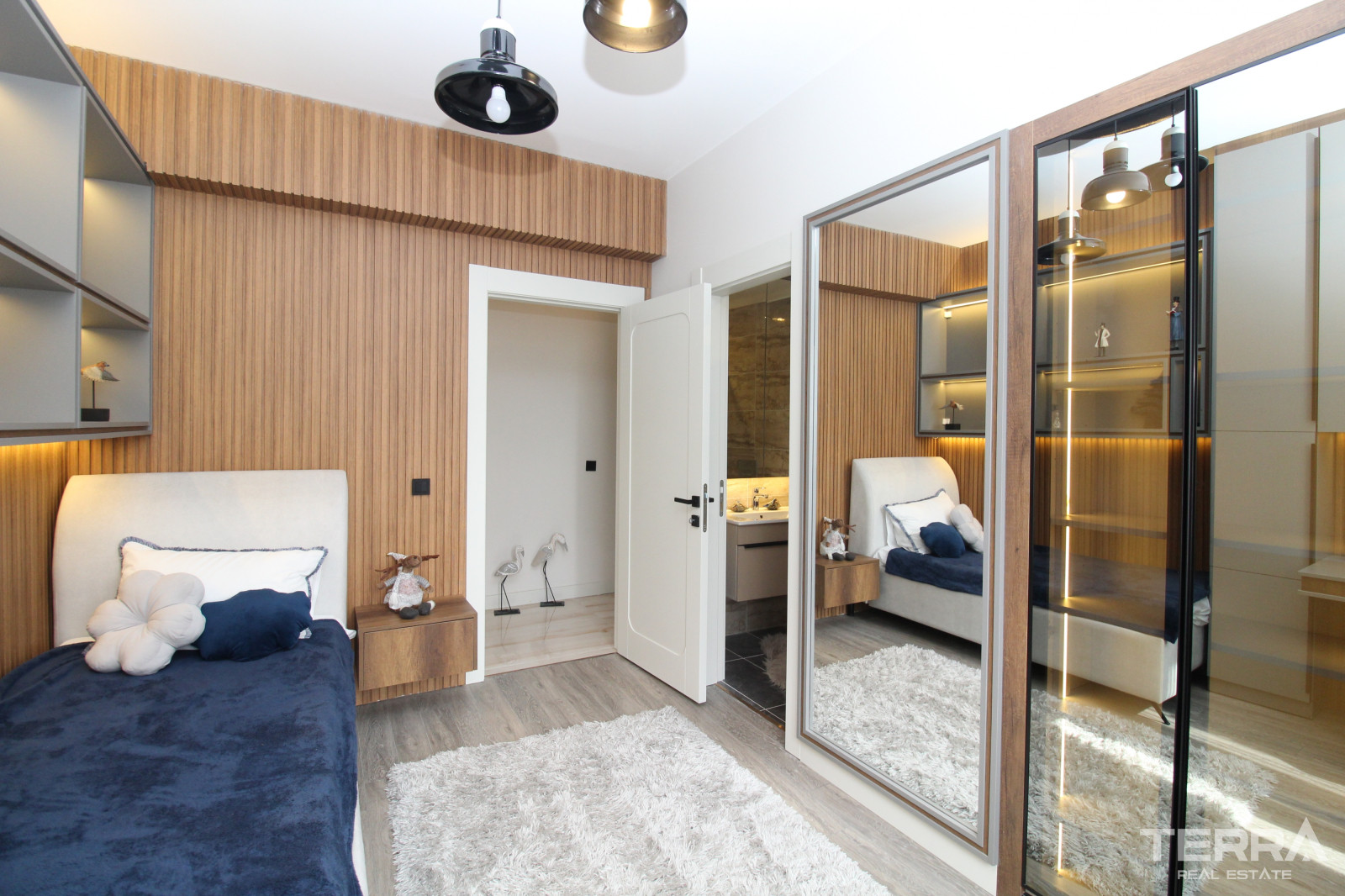 New Apartments for Sale in Ankara, Çankaya, Yaşamkent, Turkey - 106870