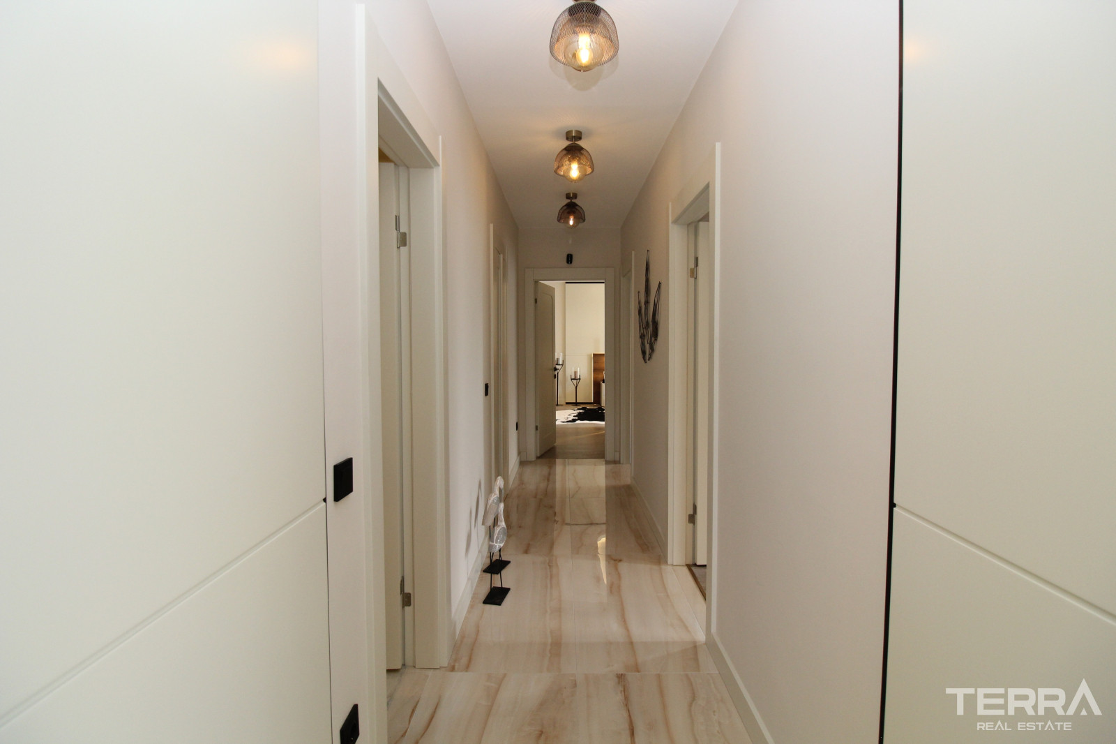 New Apartments for Sale in Ankara, Çankaya, Yaşamkent, Turkey - 106876