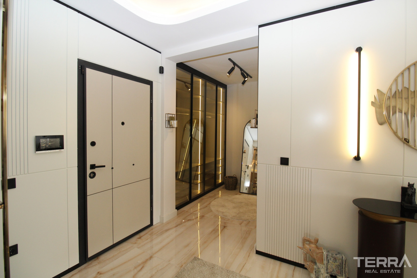 New Apartments for Sale in Ankara, Çankaya, Yaşamkent, Turkey - 106879