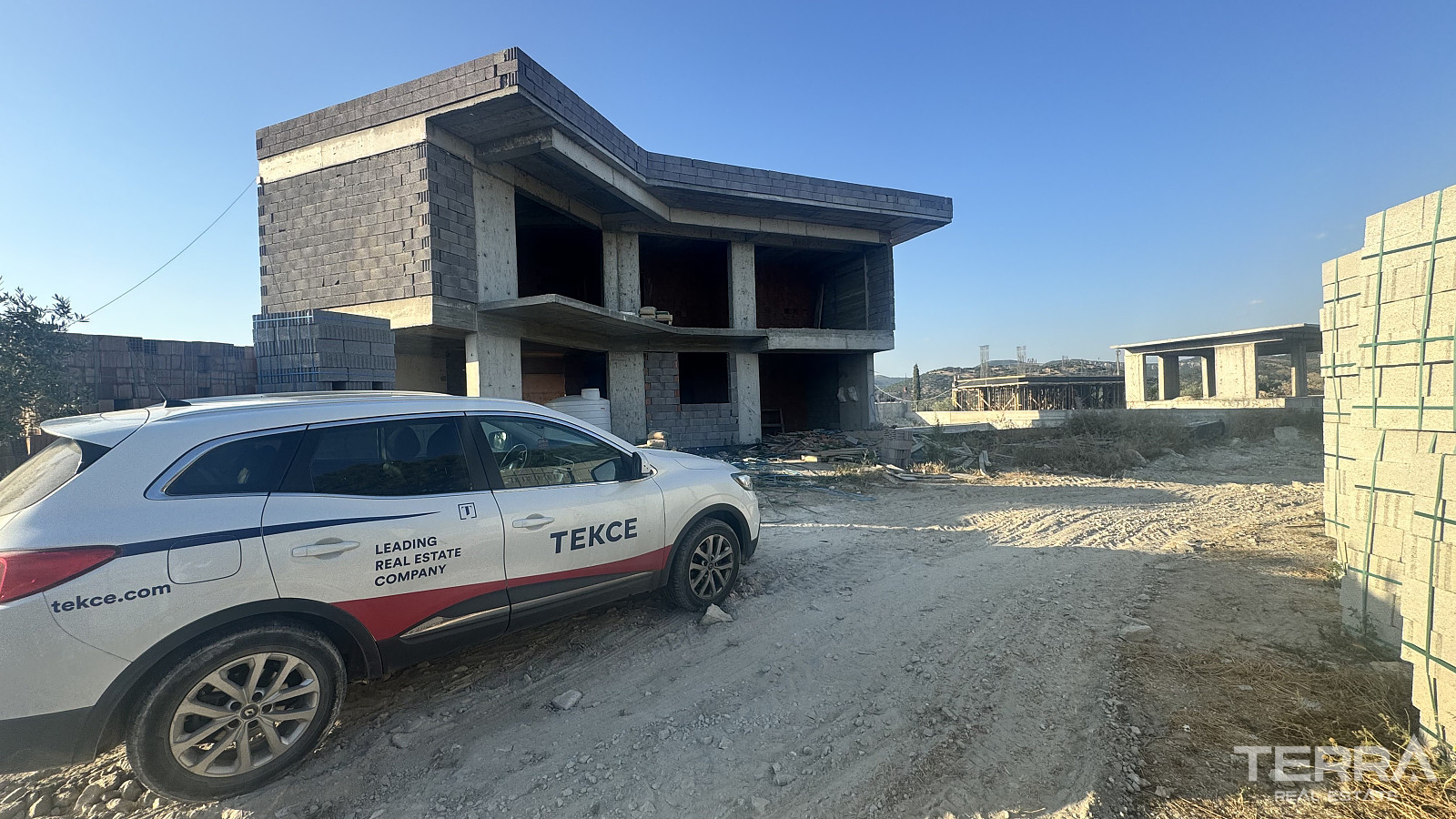 Villas with Private Pools for Sale in Kuşadası, Aydın, Turkey - 107270