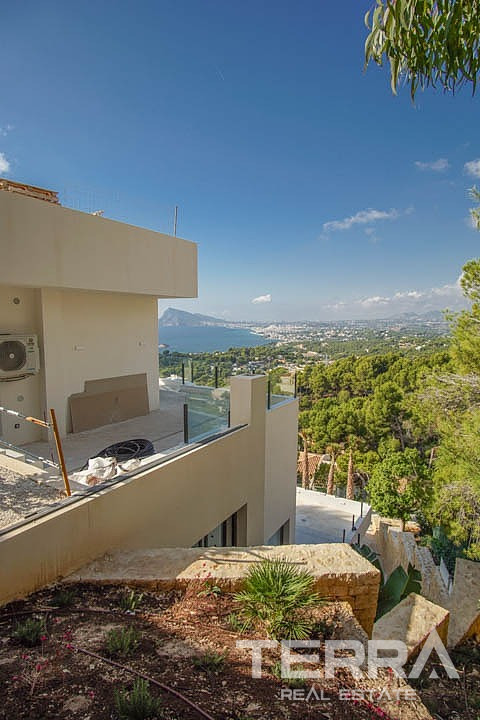 Frittliggende hus med havutsikt til salgs i Altea, Alicante, Spania - 107518