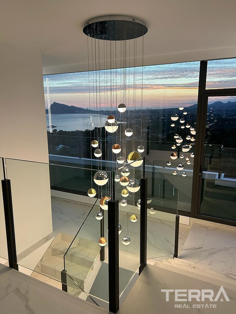 Frittliggende hus med havutsikt til salgs i Altea, Alicante, Spania - 107540