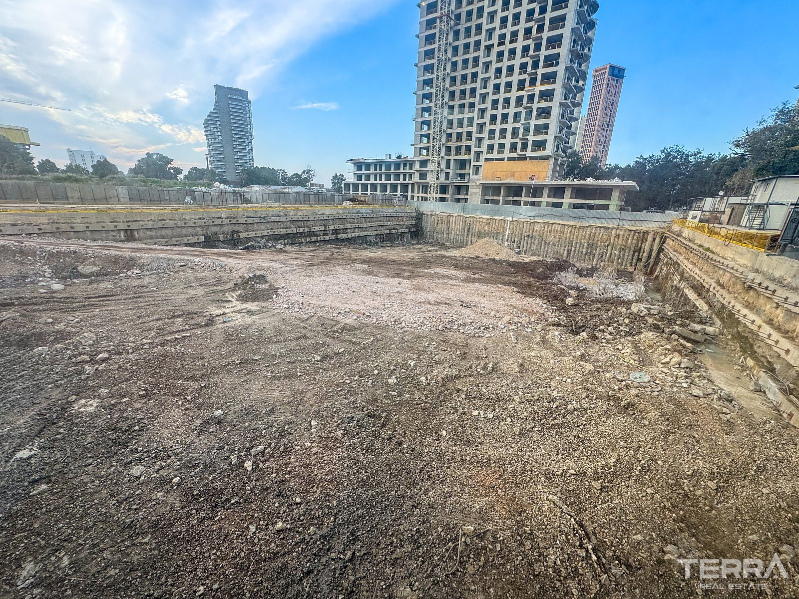 Leiligheter med havutsikt til salgs i Konak, İzmir, Tyrkia - 107827