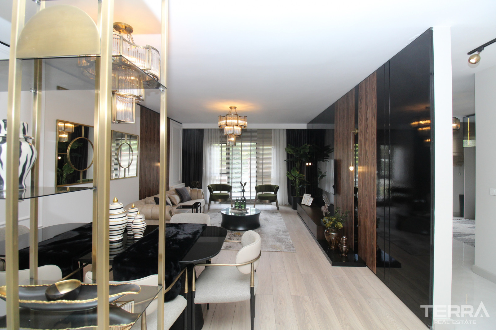 Lake View Apartments for Sale in Etimesgut, Ankara, Turkey - 108010