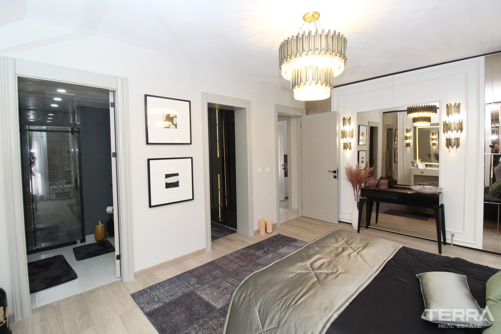Lake View Apartments for Sale in Etimesgut, Ankara, Turkey - 108021