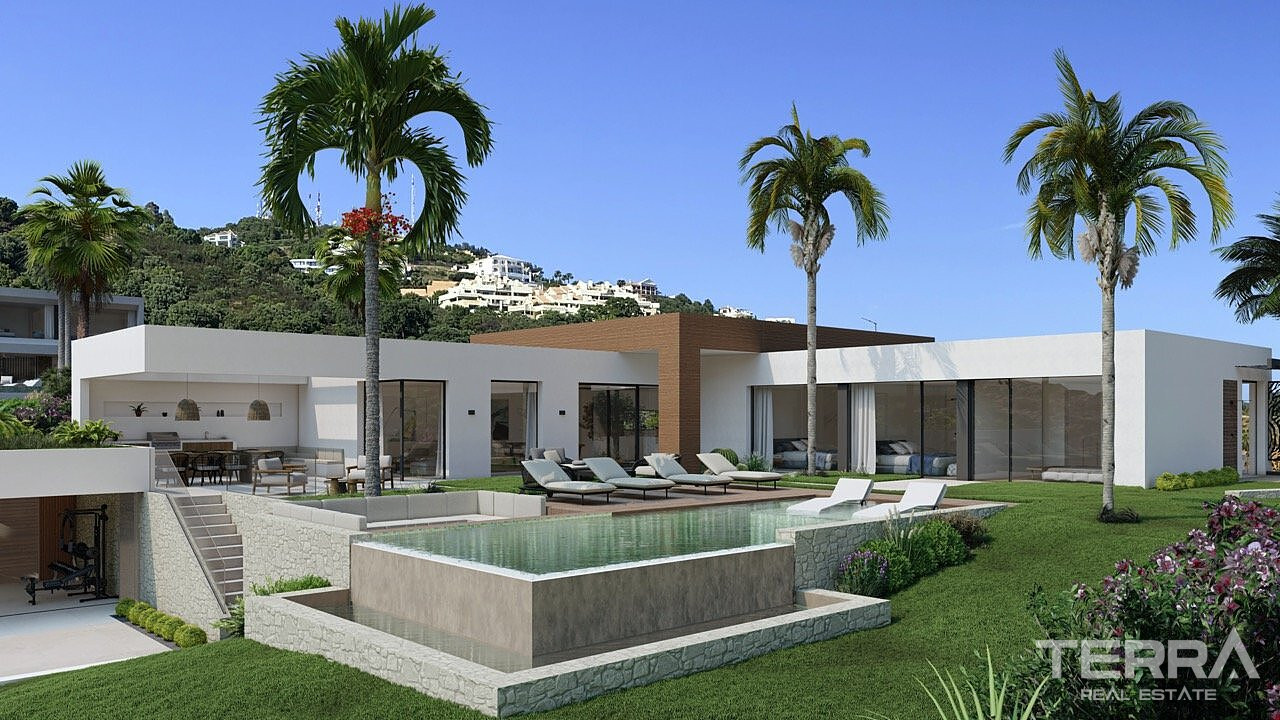 Villa med havutsikt til salgs i Marbella, Spania