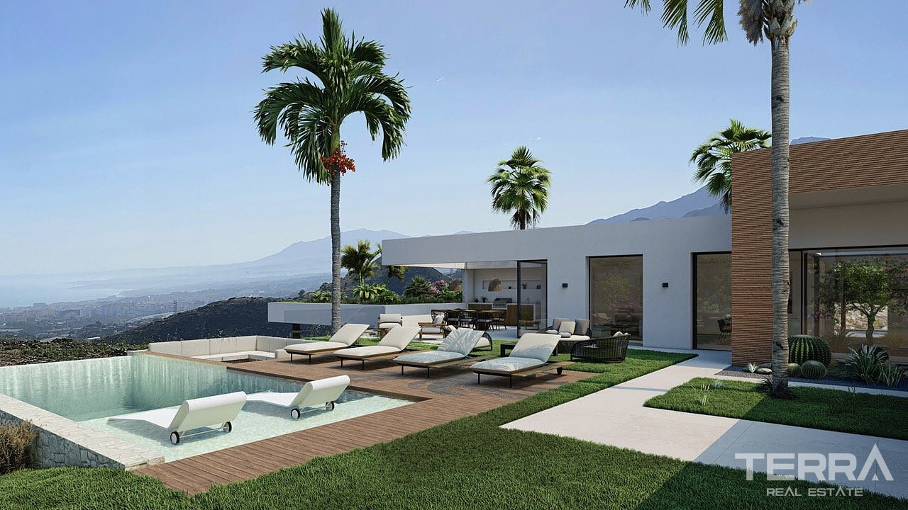 Villa med havutsikt til salgs i Marbella, Spania - 108130