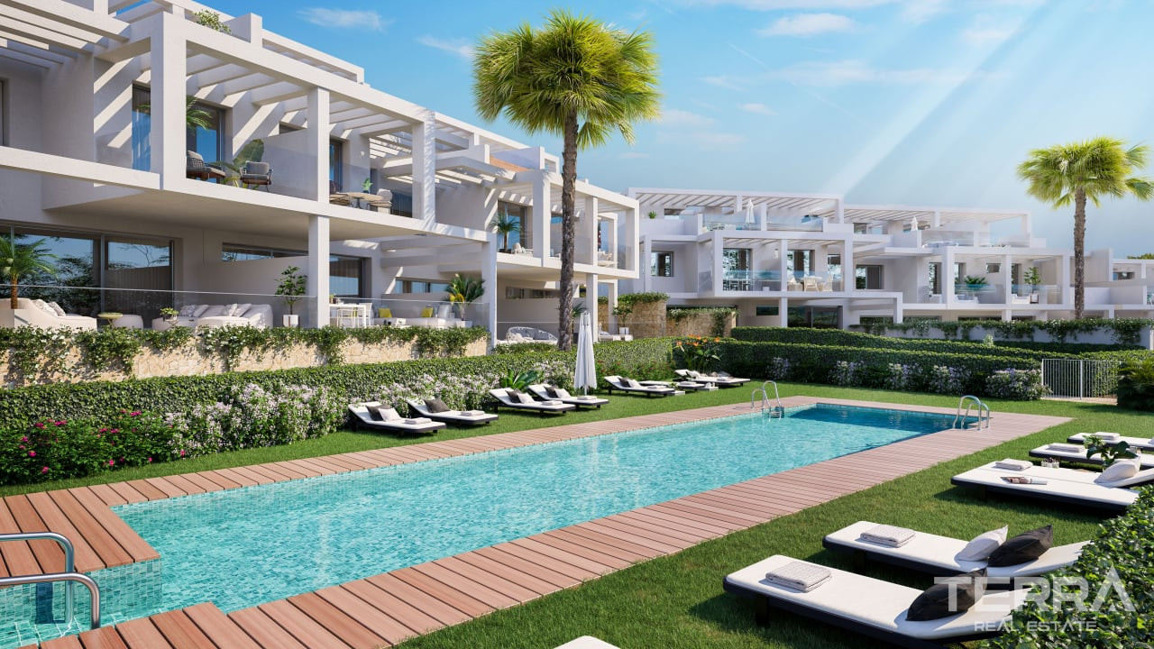 Townhouses with Sea View for Sale in Manilva, Malaga, Spain - 108225