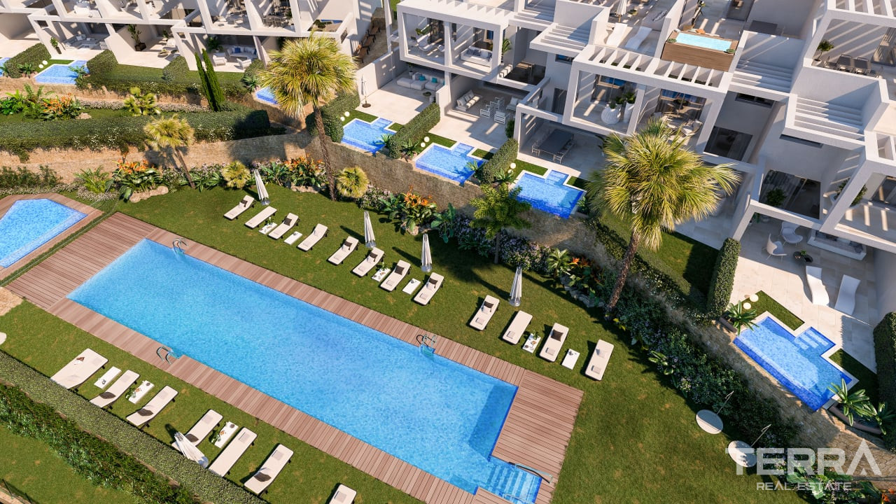 Townhouses with Sea View for Sale in Manilva, Malaga, Spain - 108226