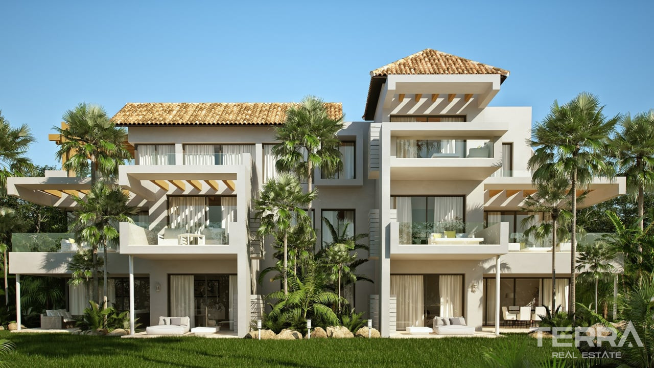 Golf Apartments for Sale in Benahavís, Costa del Sol, Spain