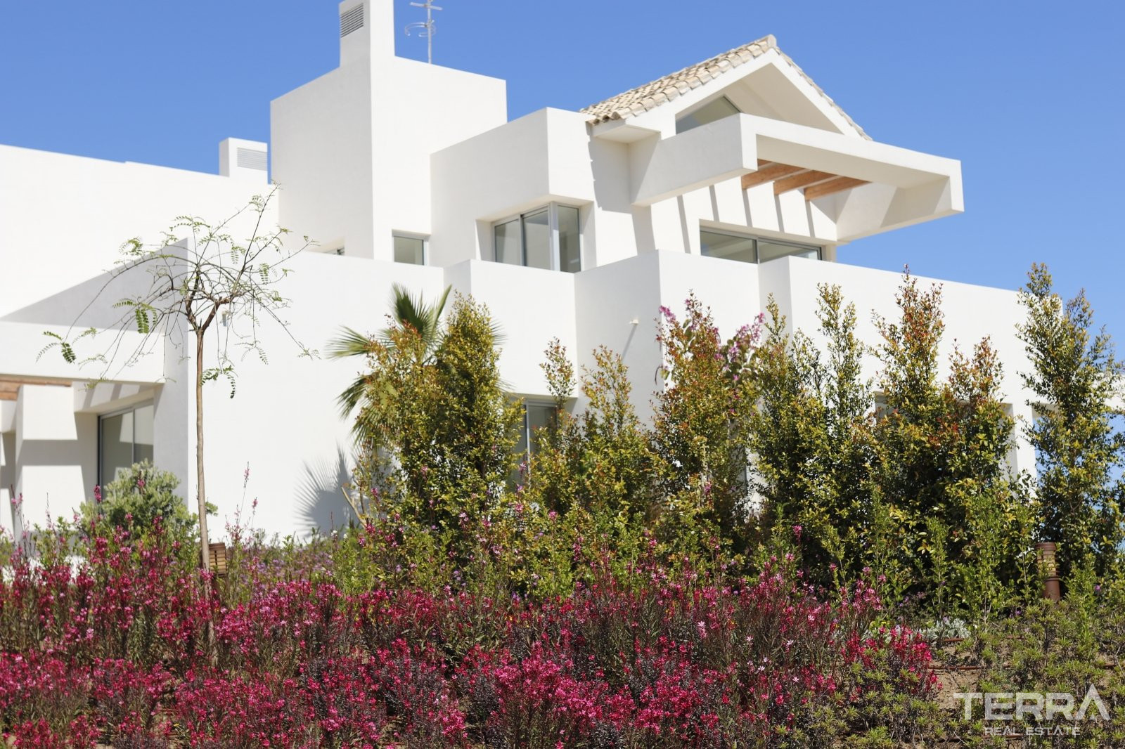 Golf Apartments for Sale in Benahavís, Costa del Sol, Spain - 108260