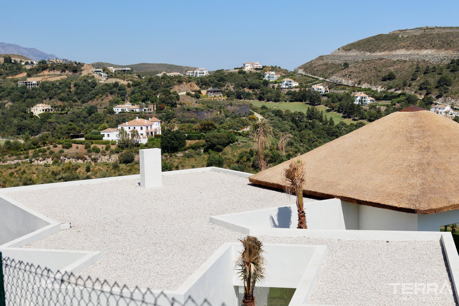 Golf Apartments for Sale in Benahavís, Costa del Sol, Spain - 108264