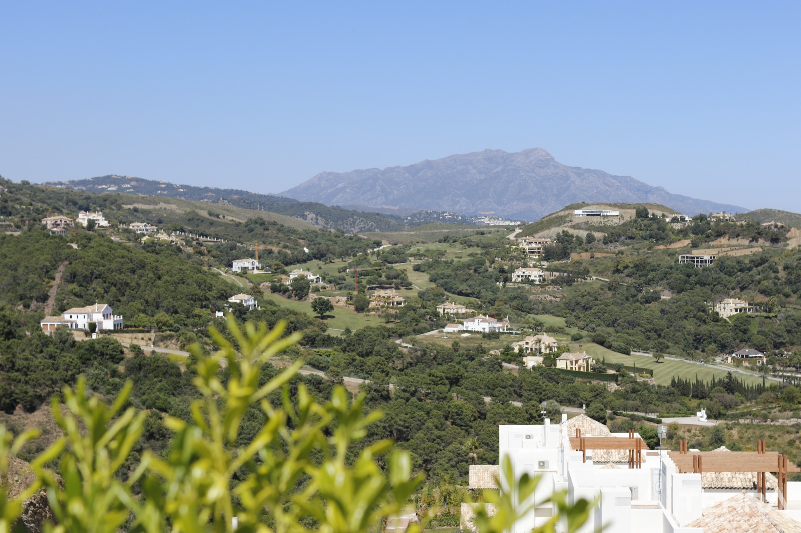 Golf Apartments for Sale in Benahavís, Costa del Sol, Spain - 108267
