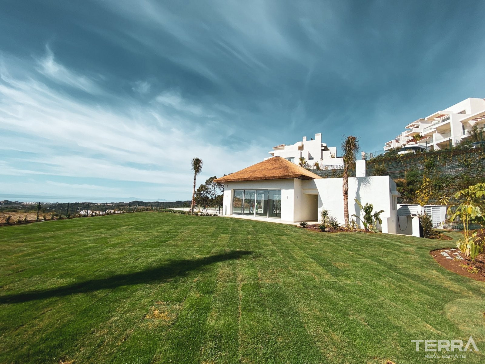 Golf Apartments for Sale in Benahavís, Costa del Sol, Spain - 108273