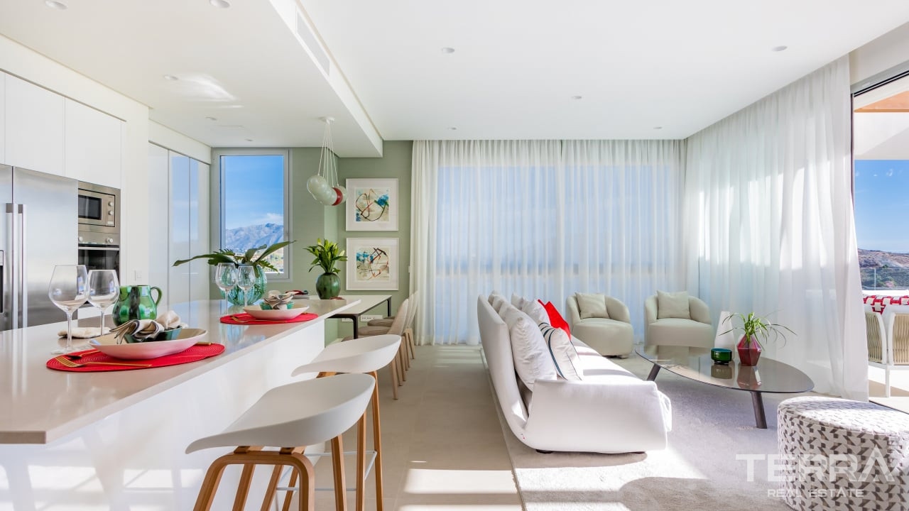 Golf Apartments for Sale in Benahavís, Costa del Sol, Spain - 108274