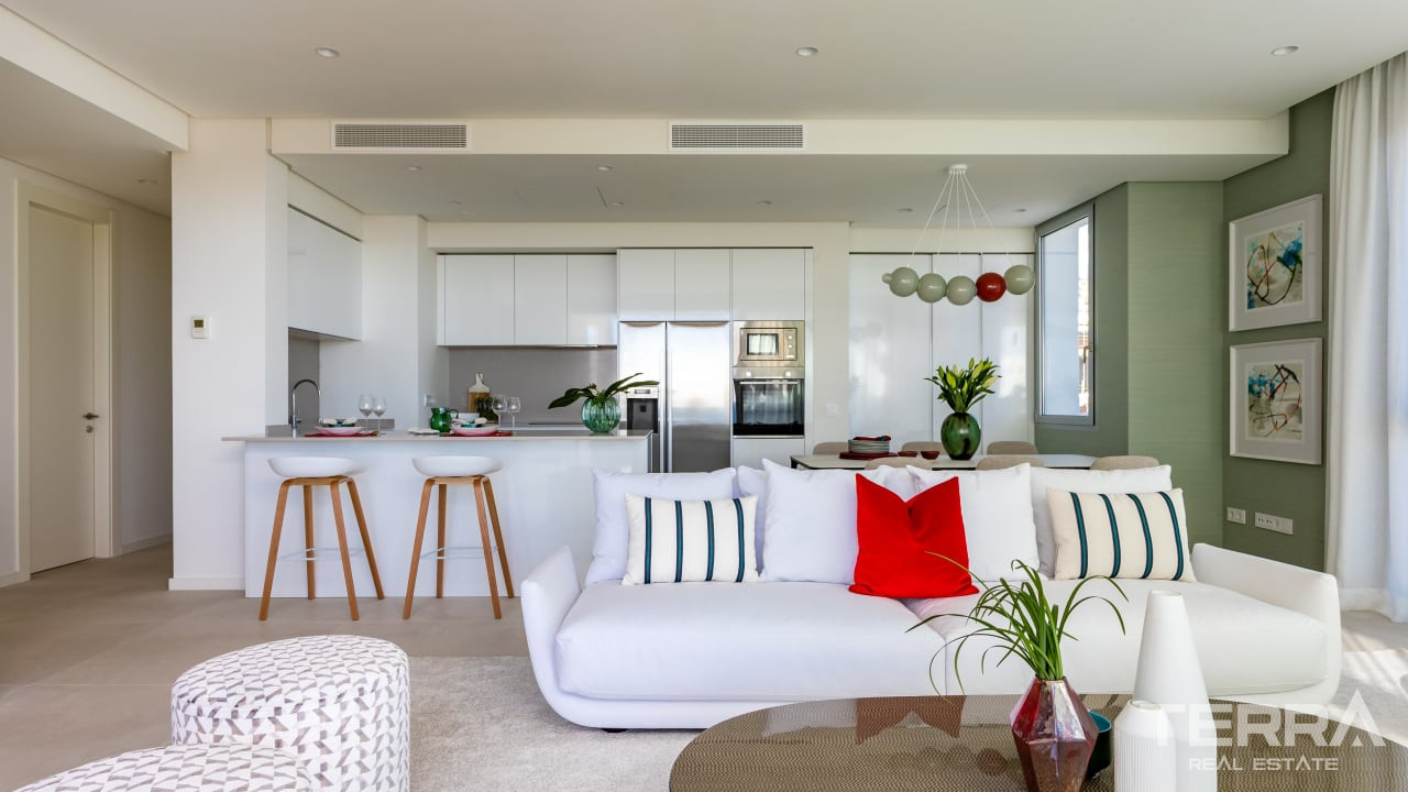 Golf Apartments for Sale in Benahavís, Costa del Sol, Spain - 108280
