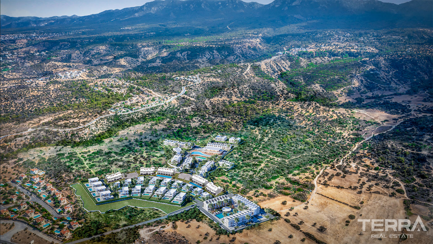 Girne, Esentepe'de Satılık Deniz Manzaralı Villalar - 108535