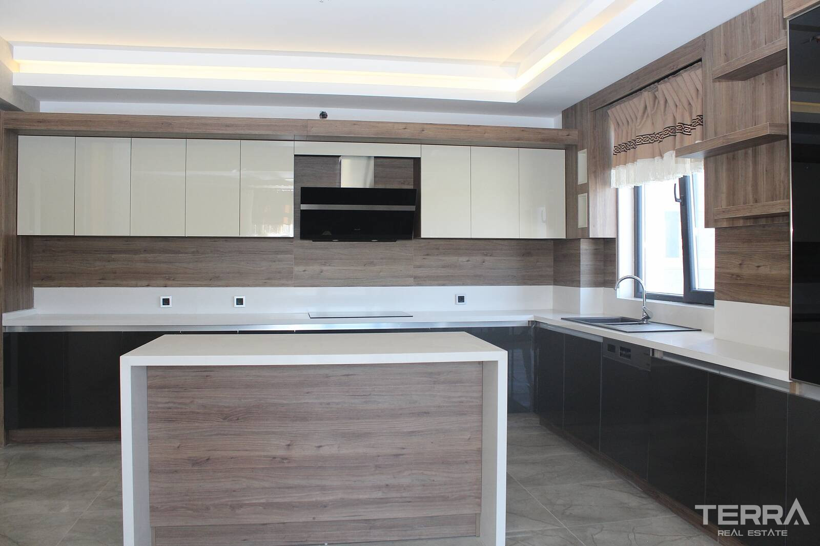 Apartments for Sale in Mamak, Ankara, Turkey - 108705
