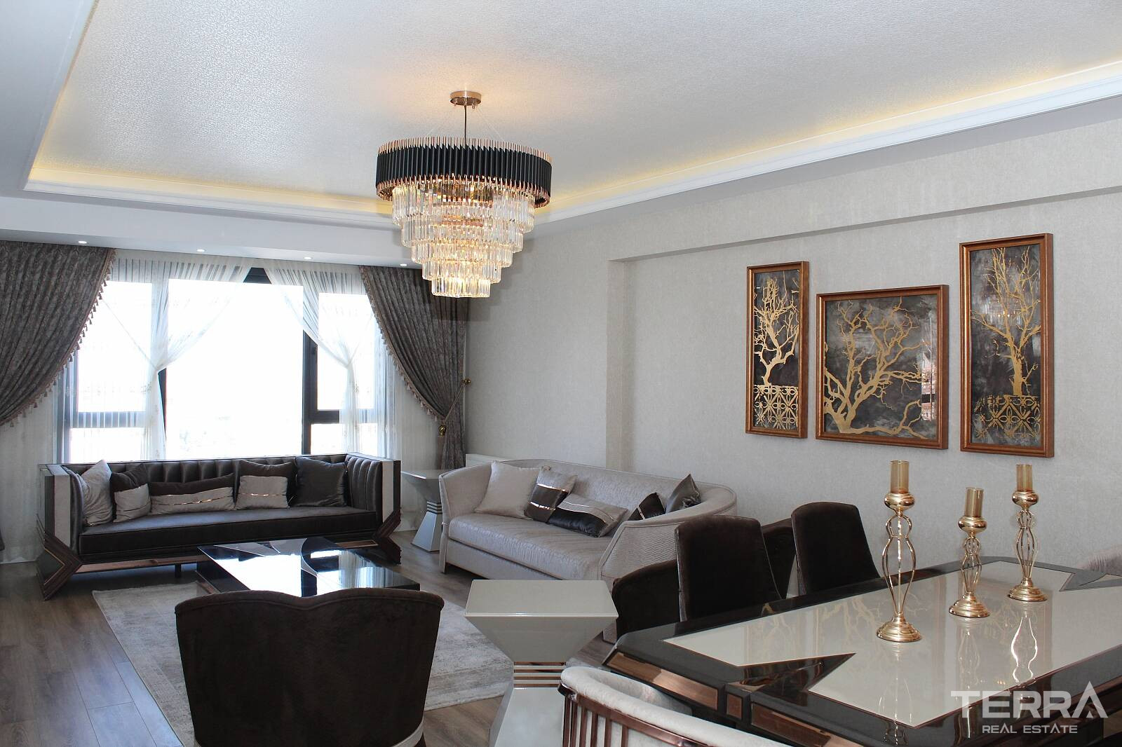 Ankara, Mamak'ta Şehir Manzaralı Satılık Modern Daireler - 108863