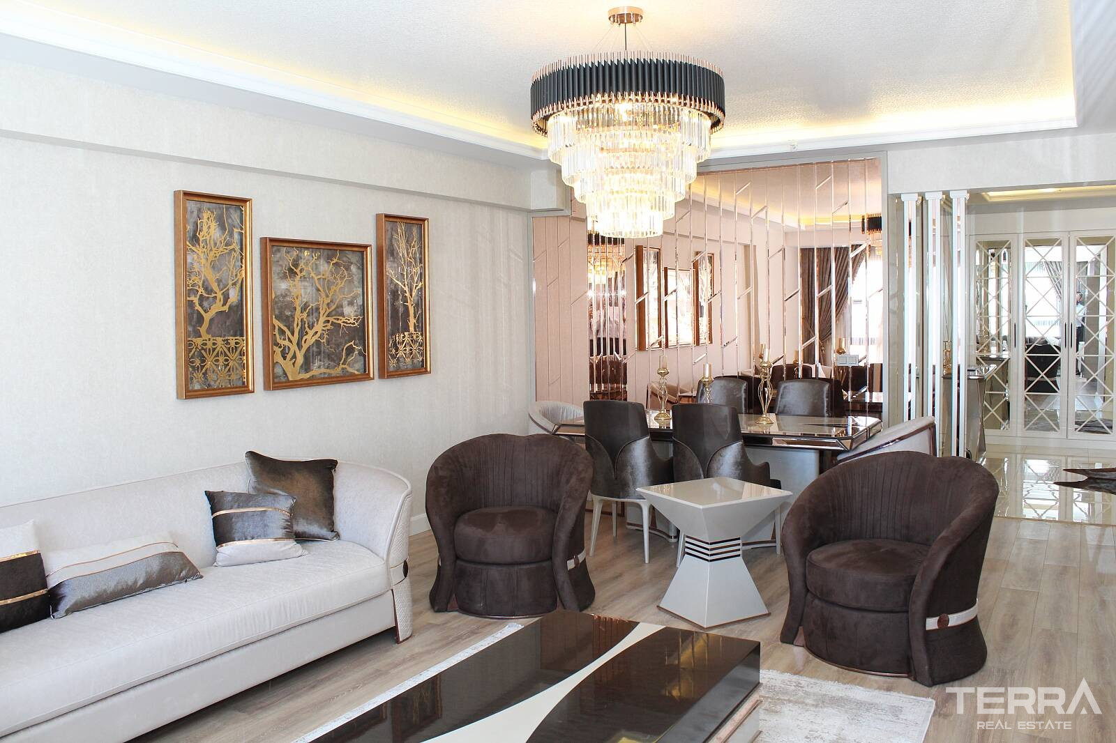 Ankara, Mamak'ta Şehir Manzaralı Satılık Modern Daireler - 108865