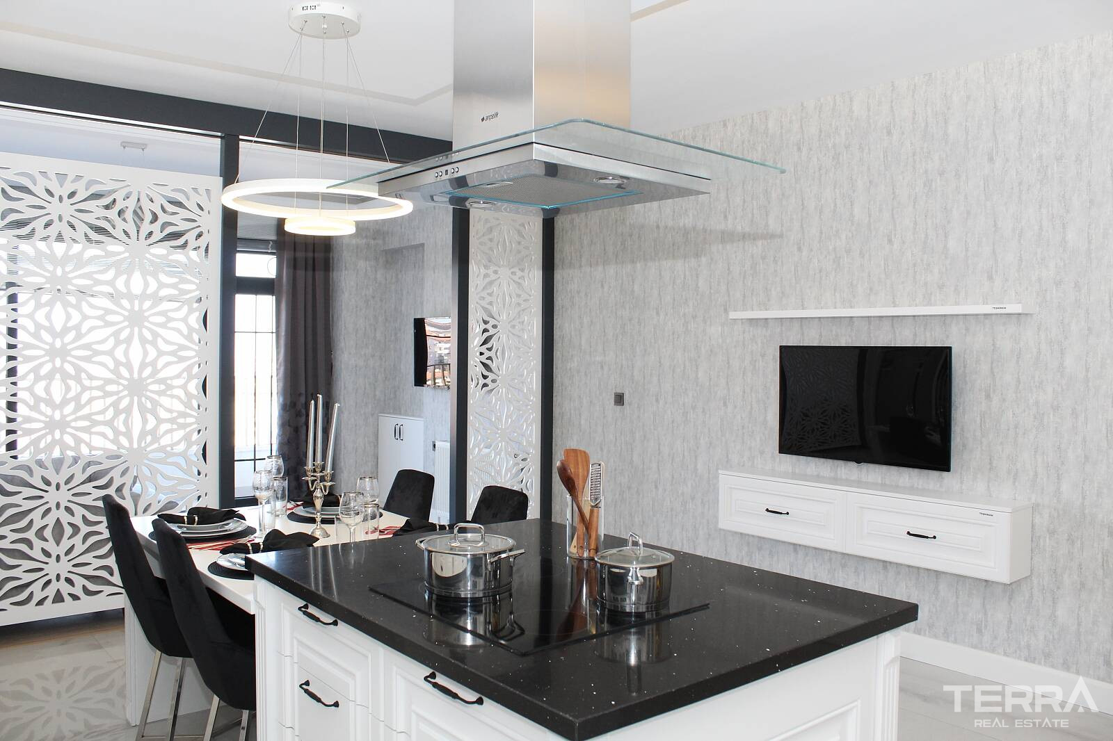 Ankara, Mamak'ta Şehir Manzaralı Satılık Modern Daireler - 108869