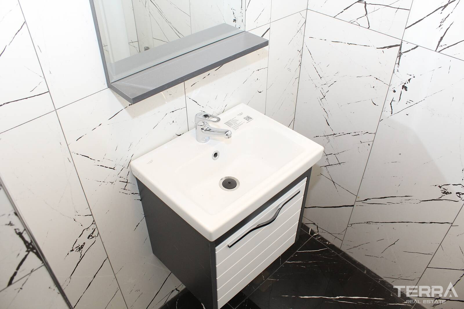 Ankara, Mamak'ta Şehir Manzaralı Satılık Modern Daireler - 108883
