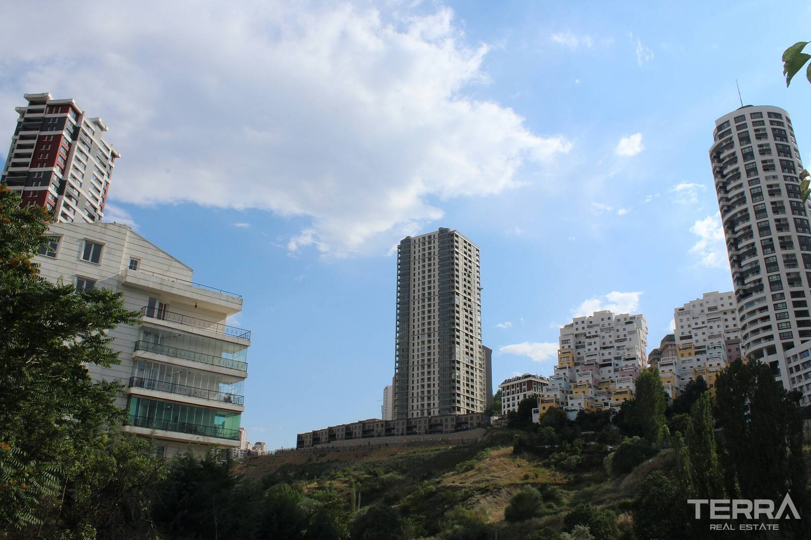 Key-Ready Apartments for Sale in Çankaya, Ankara, Turkey - 108888