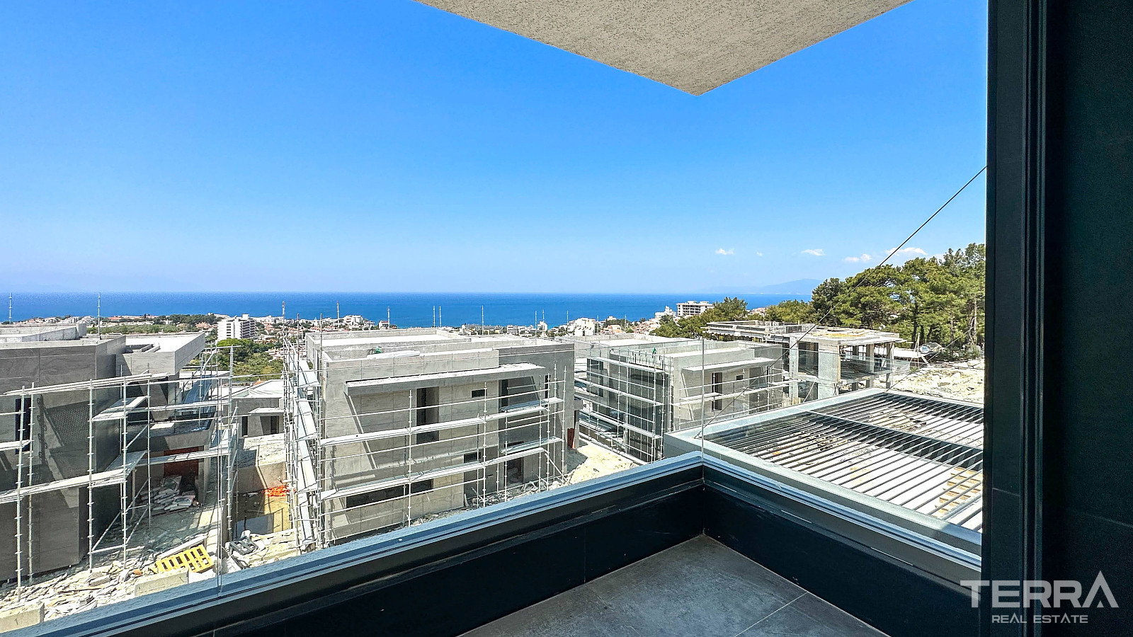 Eksklusive villaer med havutsikt til salgs i Kuşadası, Tyrkia - 109118